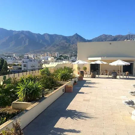 Apartment First Line & Rooftop Pool Marbella